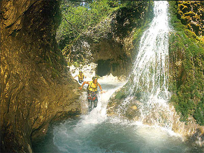 Salomona X-Adventure