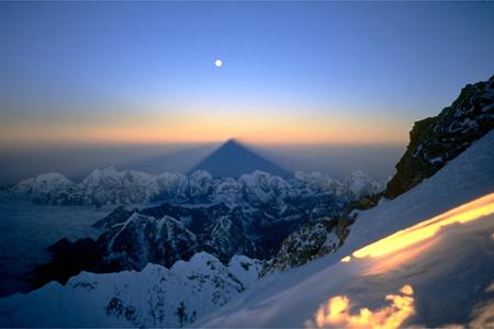 Everest Photo