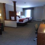 Comfort Suites