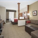 Comfort Suites