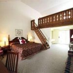 Sun & Ski Inn and Suites