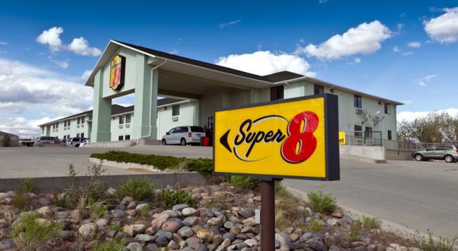 Super 8