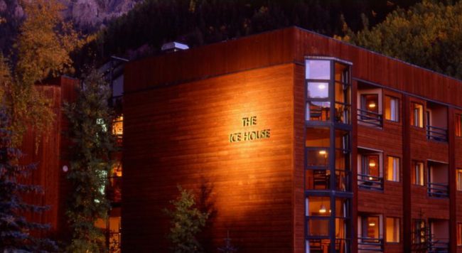 Ice House Lodge