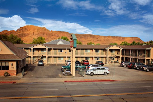 Bowen Motel