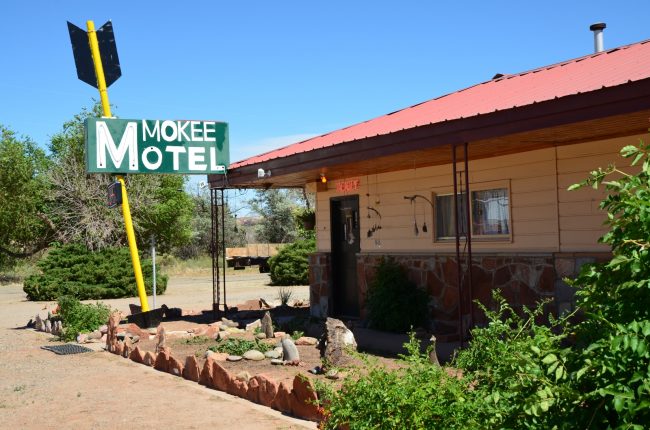 Mokee Motel