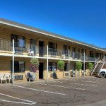 Rustic Inn Motel